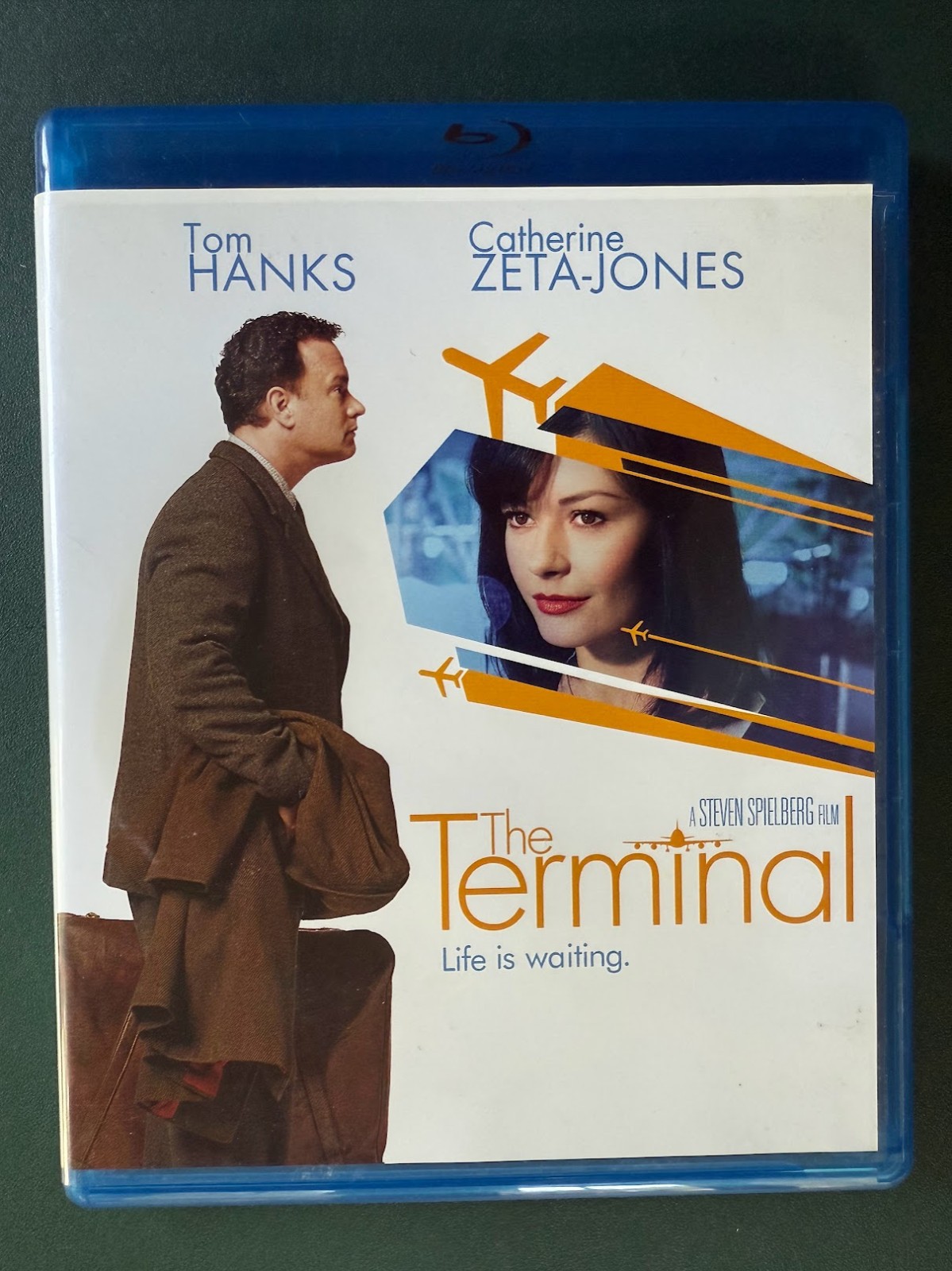 The Terminal (Blu-ray) 2004 Tom Hanks Catherine Zeta-Jones, like new-Ohio seller