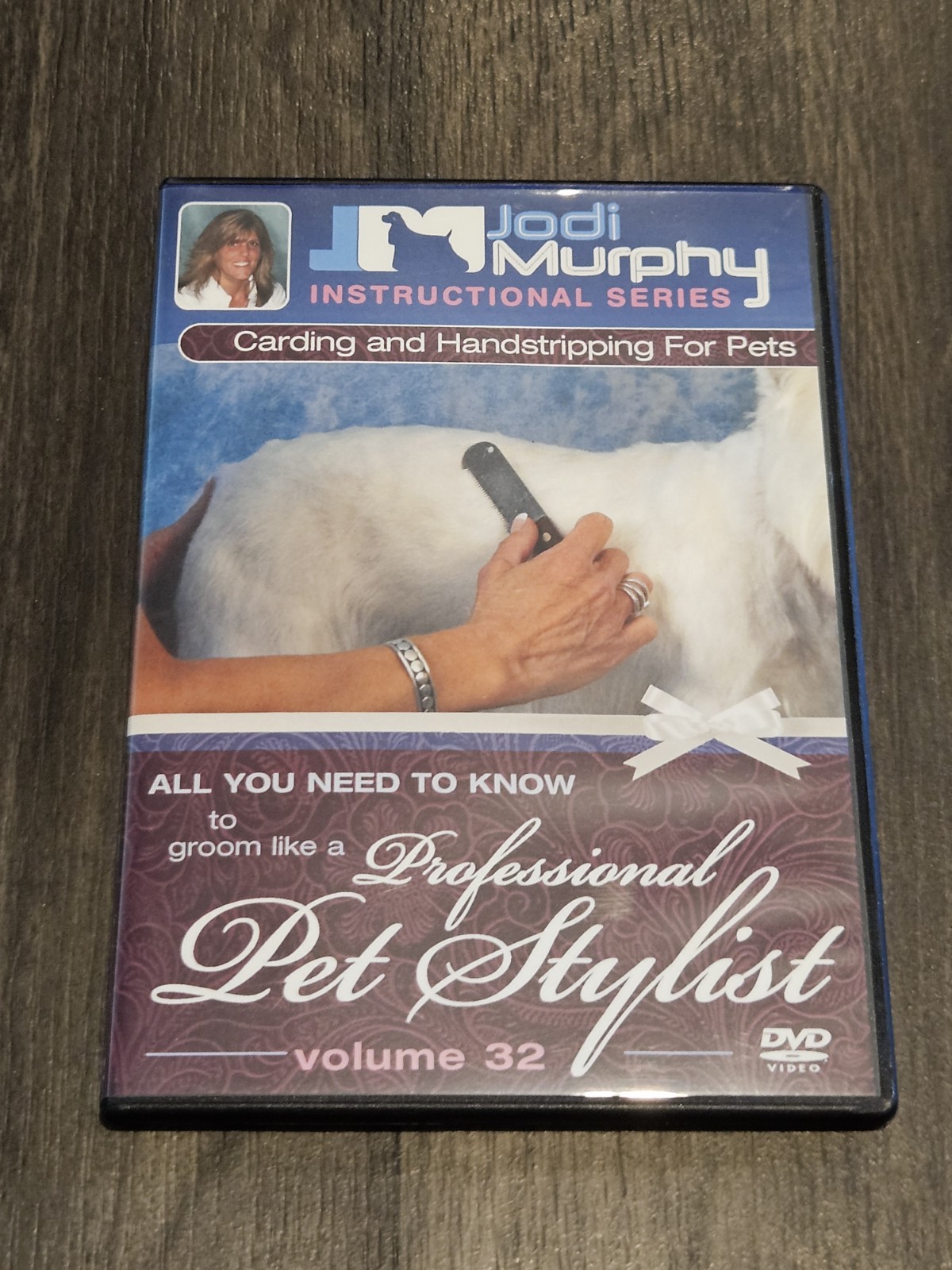 Jodi Murphy Instructional 32 Carding & Handstripping for Pets DVD Dog Grooming