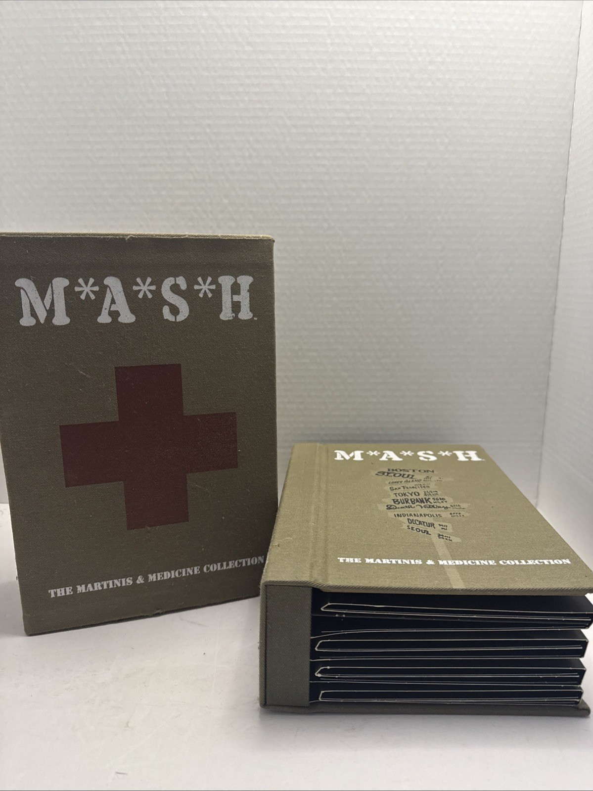 MASH – Martinis and Medicine Collection (DVD, 2009, 36-Disc Set)