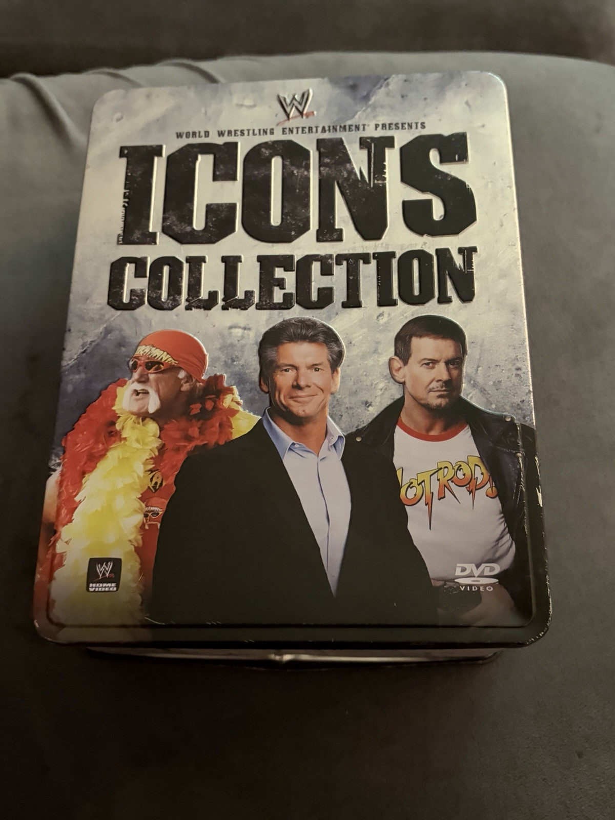 WWE Icons Collection Tin Box Set DVDs Hulk Hogan Vince Piper