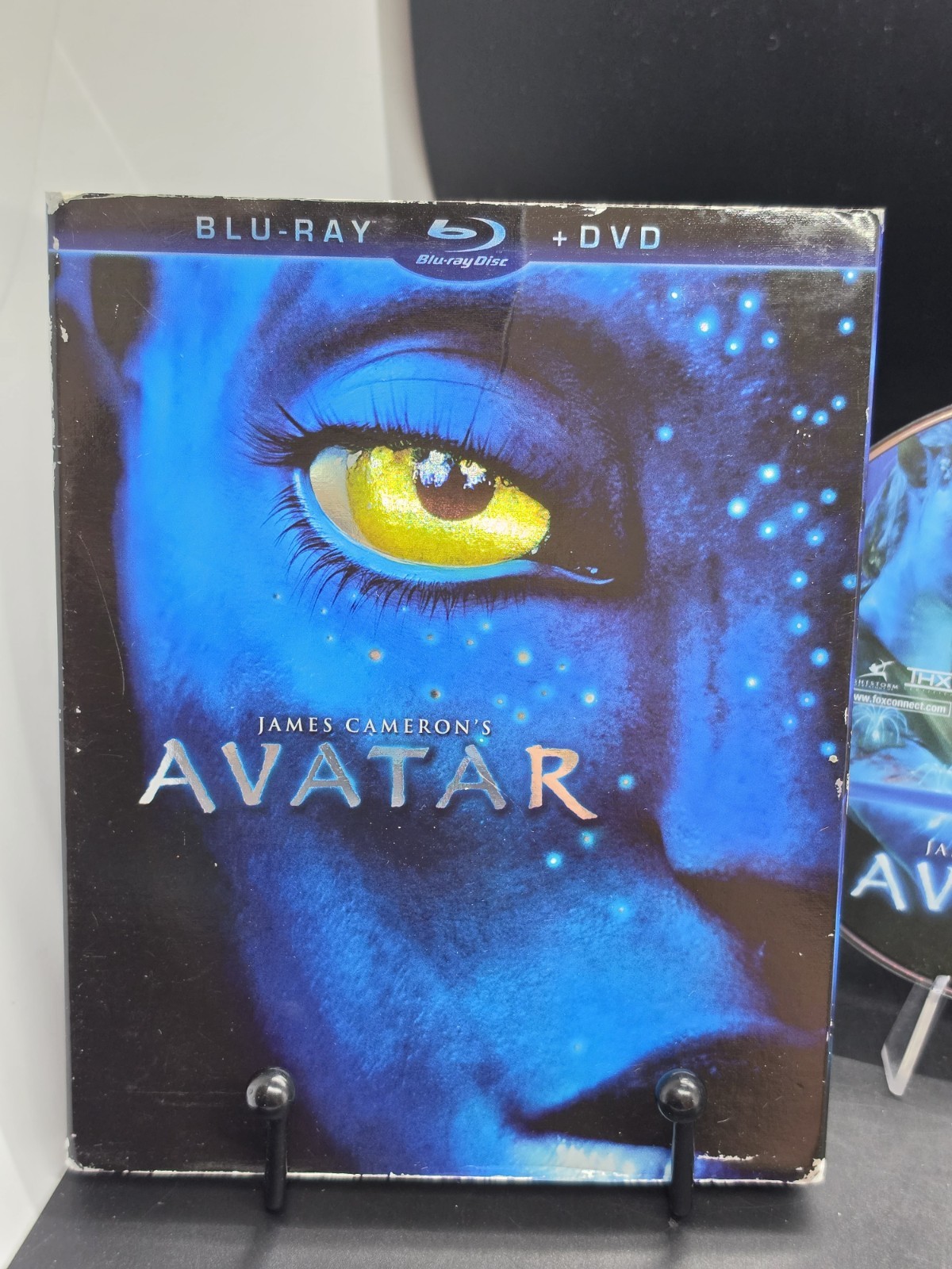 James Cameron’s Avatar (Blu-ray/DVD With Slipcover)