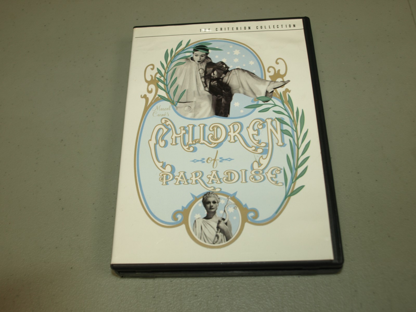 Children of Paradise (Criterion Collection) 2 DVD Set 1945 Spine #141 w/Booklet