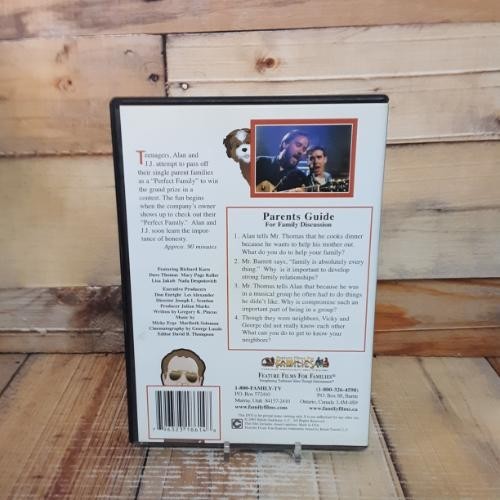 Picture Perfect DVD Used Comedy Family Indie Film Relationships Drama