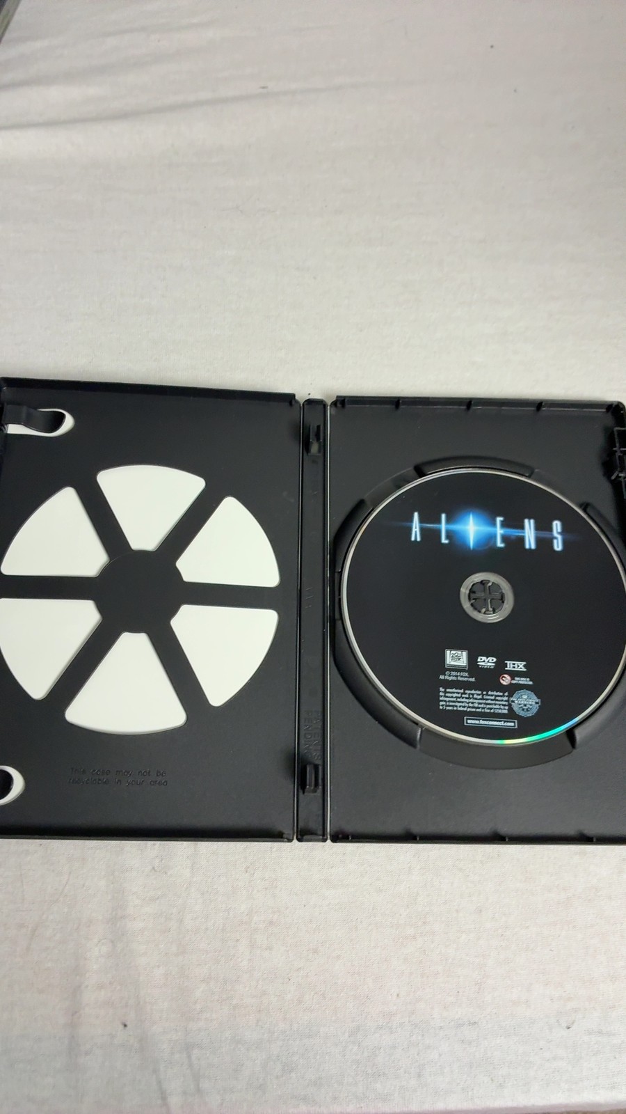 Aliens DVD **Buy 2+ Save 45%** James Cameron Sigourney Weaver