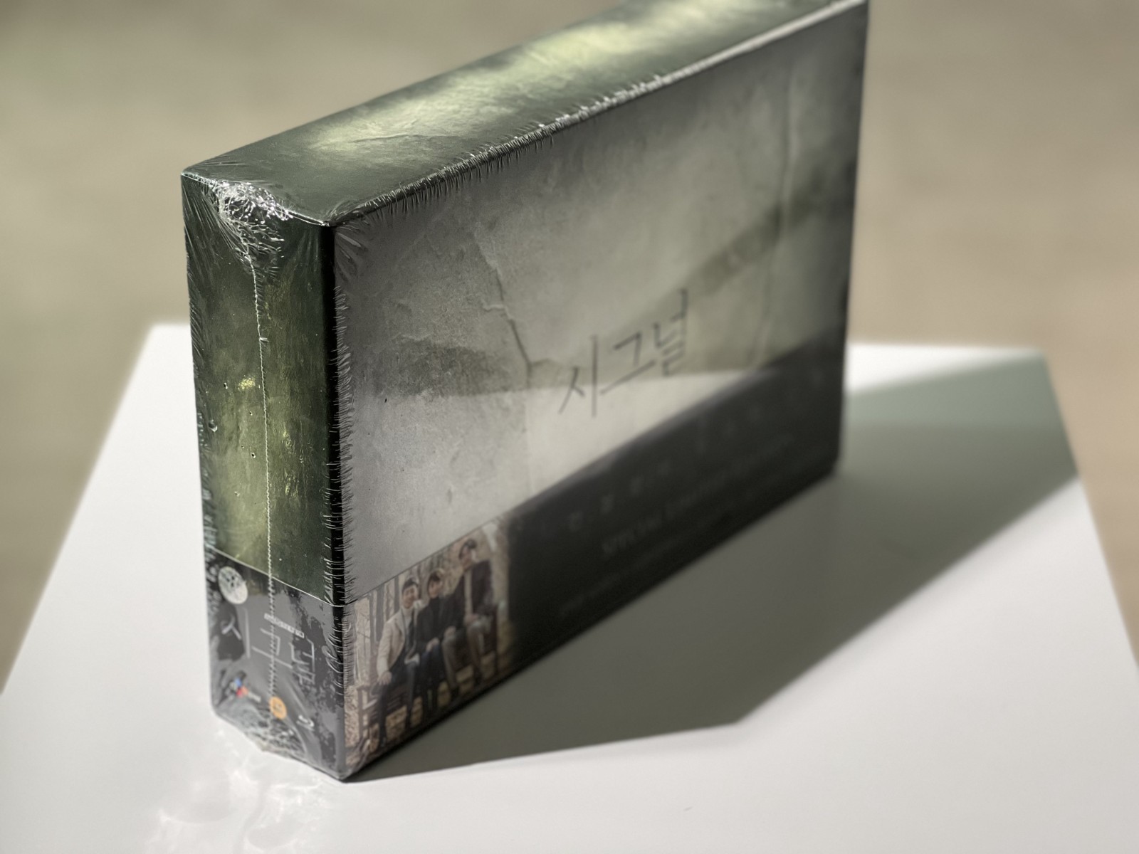 Signal K-Drama Blu-ray 14 Disc Box Set Limited Edition with Full Script Book