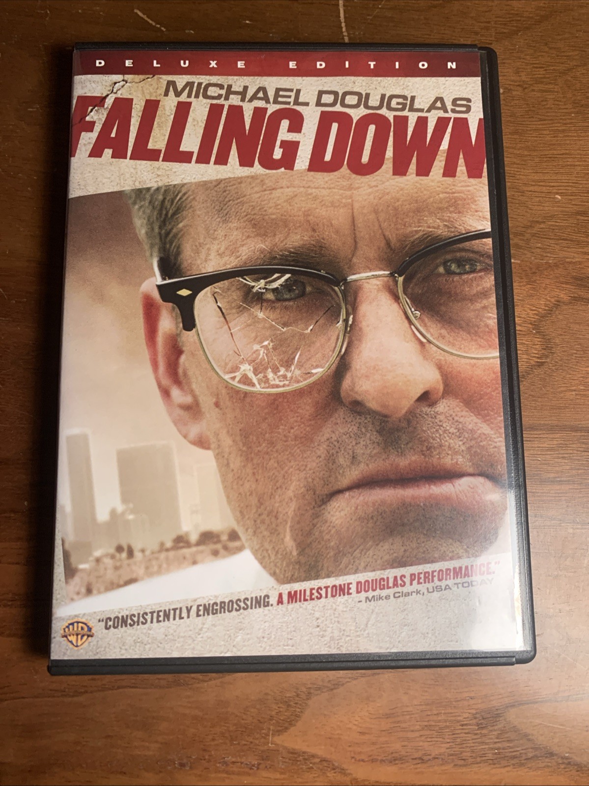 Falling Down DVD – Deluxe Edition, 2009 – Rated R, Used, Very Good Condition