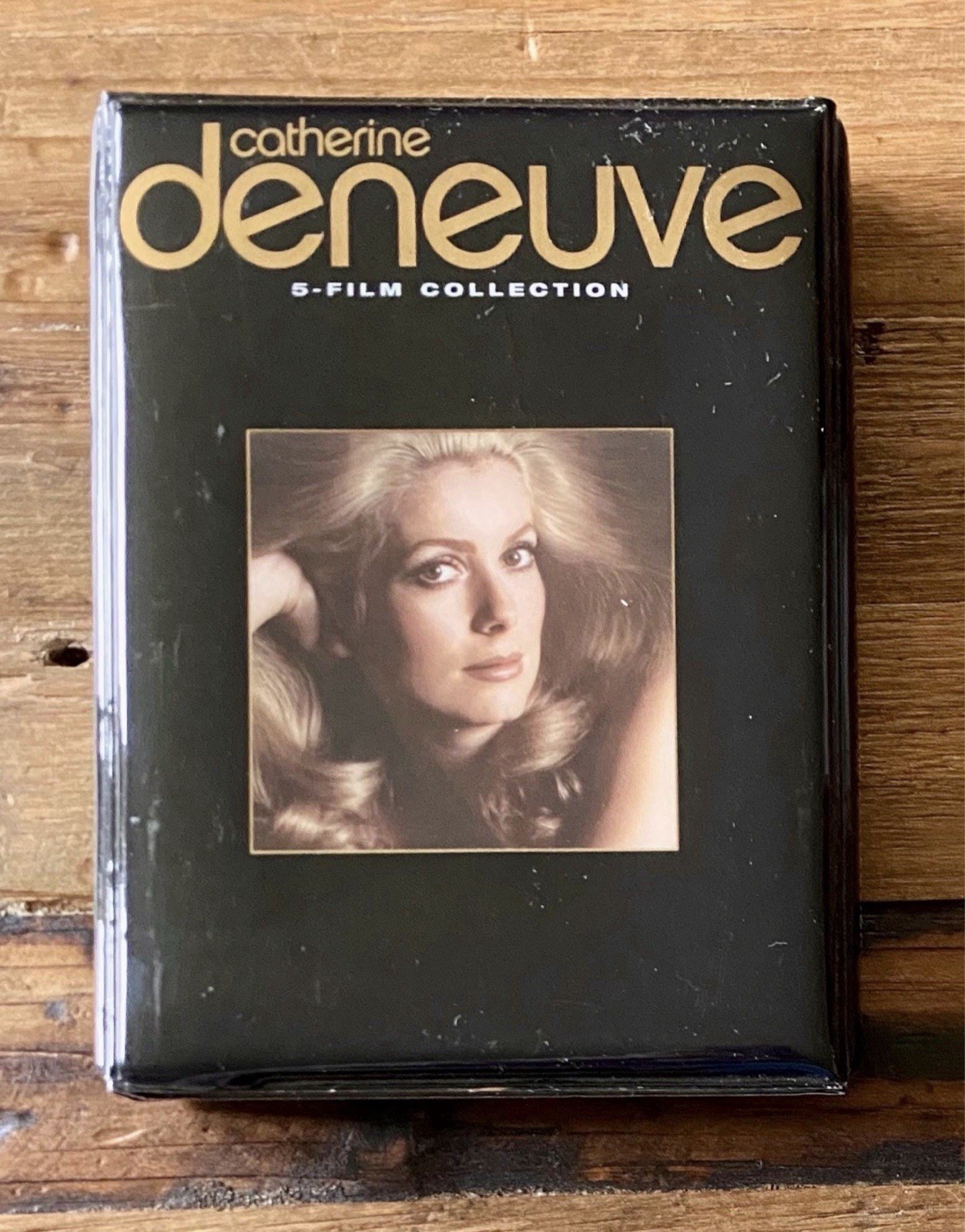 Catherine Deneuve 5 Film Collection Manon 70 / Le sauvage / Htel des amriques