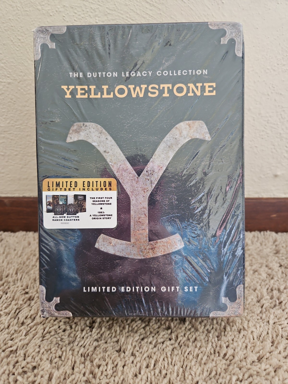 Yellowstone: The Dutton Legacy Collection (Limited Edition Gift Set) (DVD) NEW