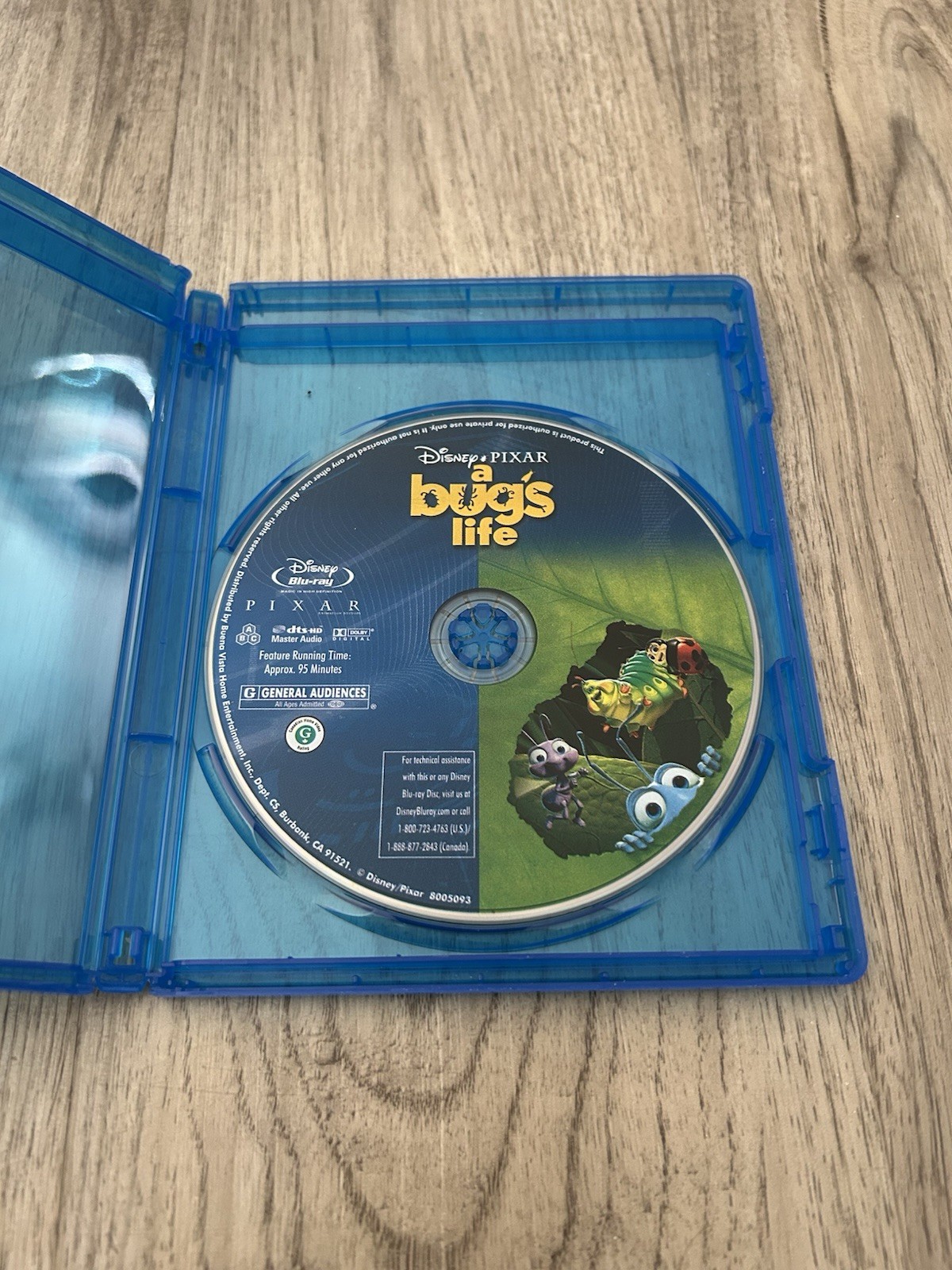 Disney Pixar A Bug’s Life (Blu-ray, Master Audio, G, 95 Min)