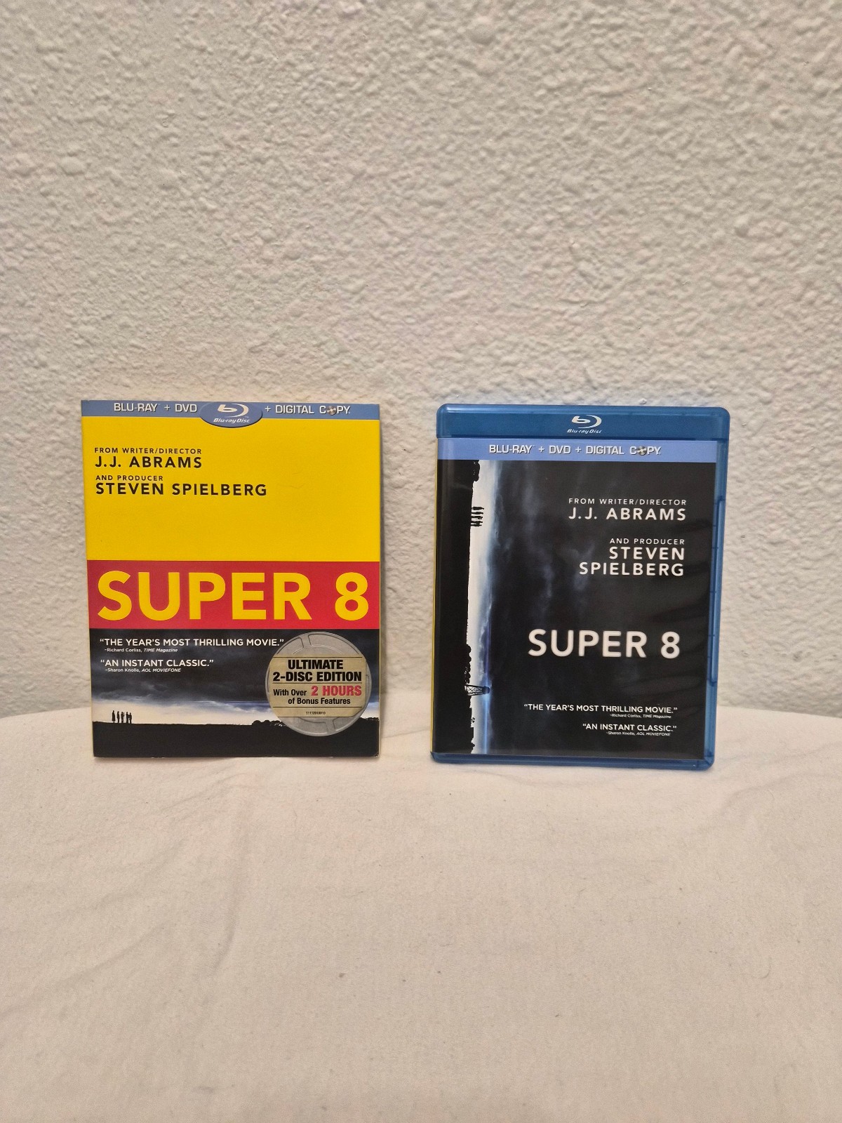 SUPER 8 (Blu-ray+ DVD) J.J. Abrams, Steven Spielberg, Slipcover, Ultimate 2-Disc