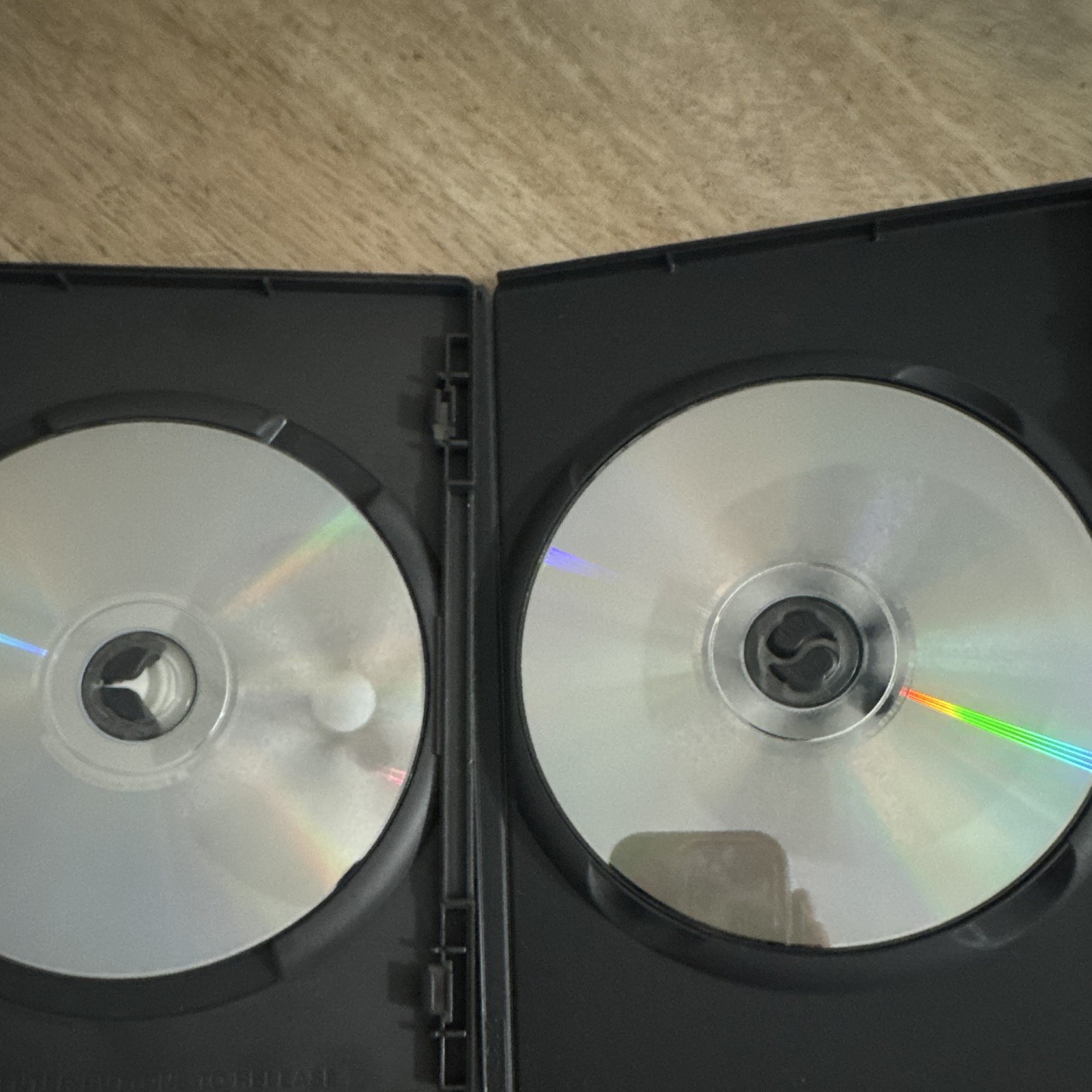 Delta Ghost Hunters DVD Lot of 2 Discs, Tall Case, 72 Min Run Time