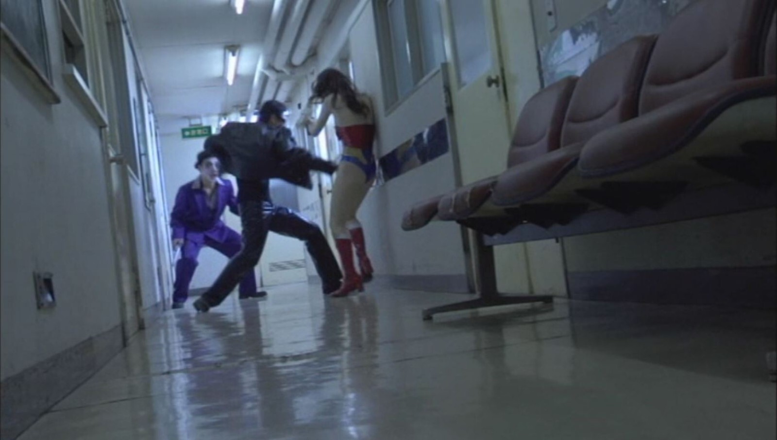 Japan superhero: WONDER LADY VS THE AMERICAN MONSTERS (English subtitled)