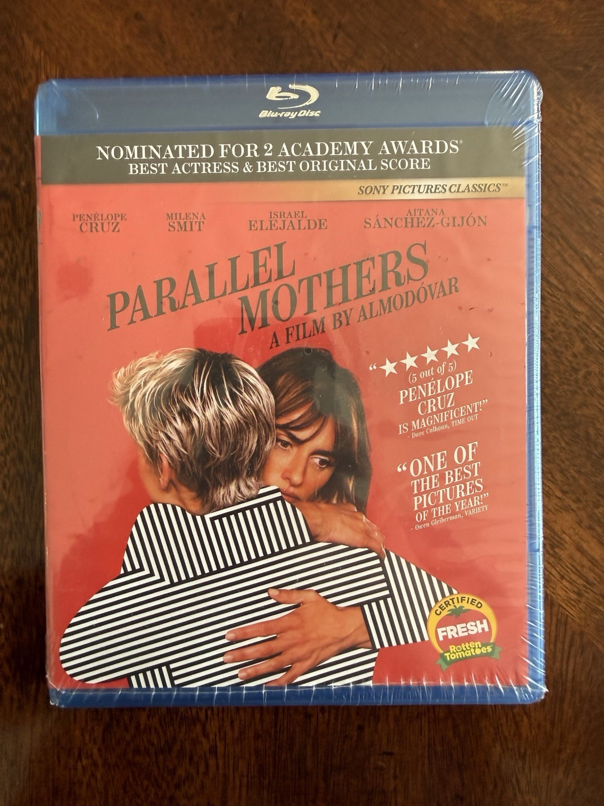 Parallel Mothers (Blu-ray, 2021, Almodovar) – FAST HANDLING