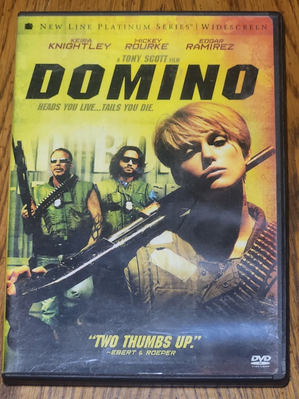 Domino DVD 2005 Widescreen Edition Pre-owned Tony Scott Action R Rated Film