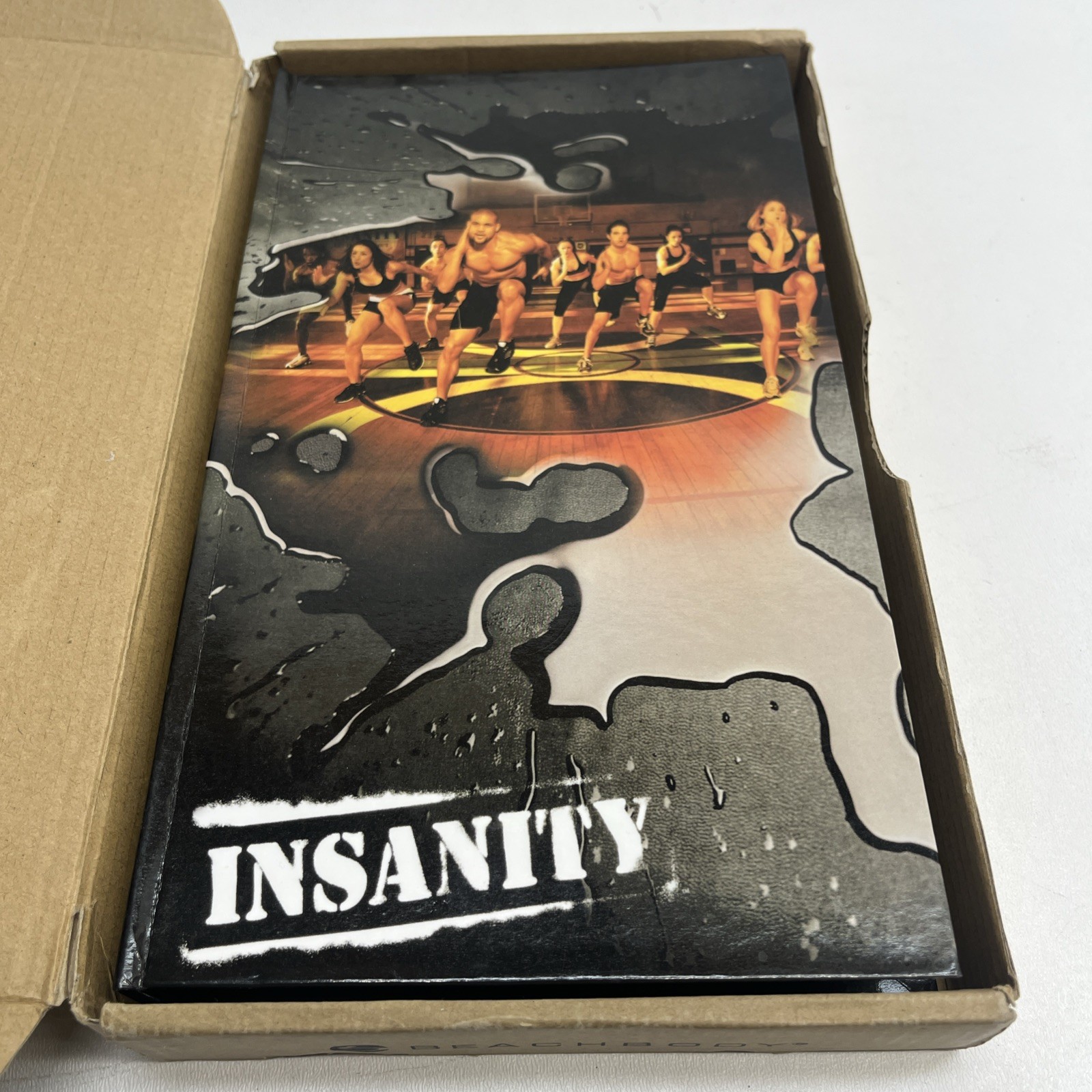 Insanity 60 Day Total Body Workout Program 12 Disc DVD Set Shaun T Beachbody 🔥