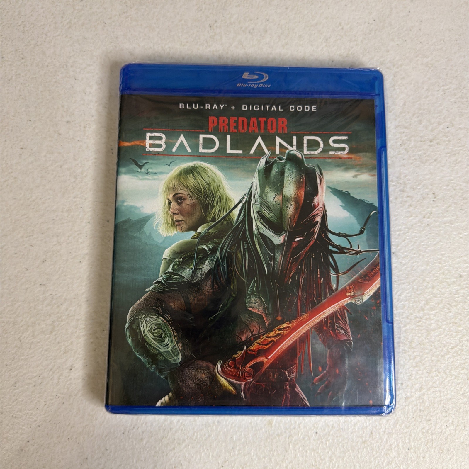 Predator Badlands (Blu-ray) NO DIGITAL