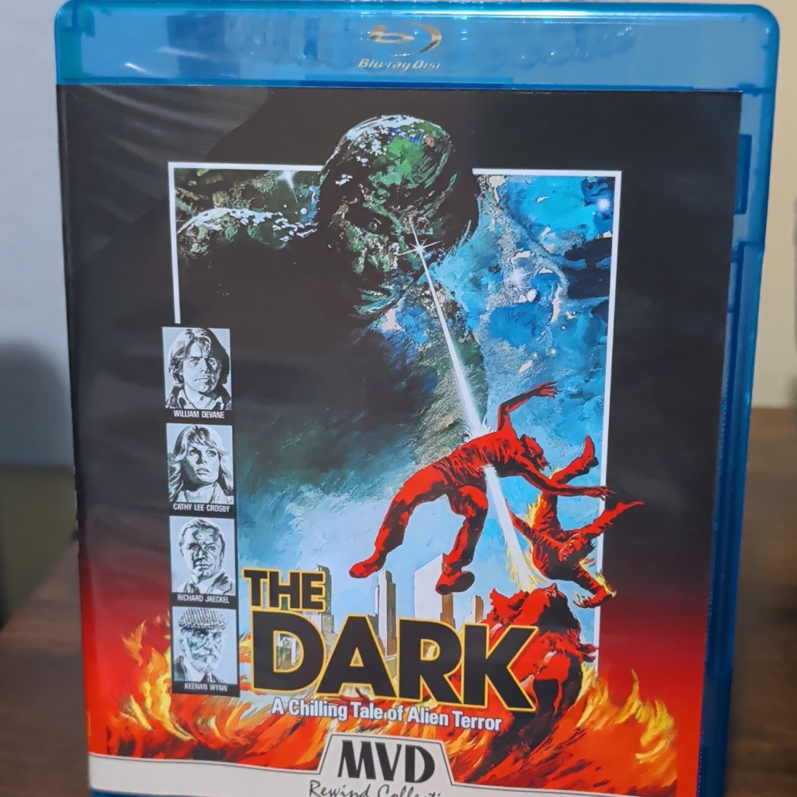 MVD Visual The Dark (1979) Blu-ray Rewind Collection Horror/Sci-Fi Widescreen