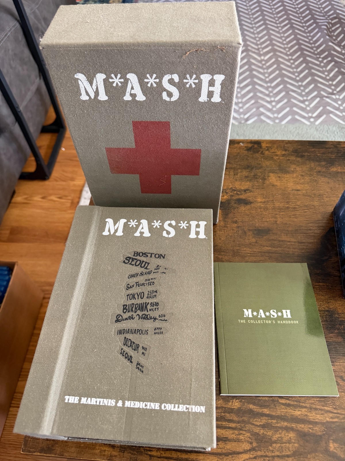 MASH The Martinis & Medicine Collection Seasons 1-11 Complete Series + Movie DVD