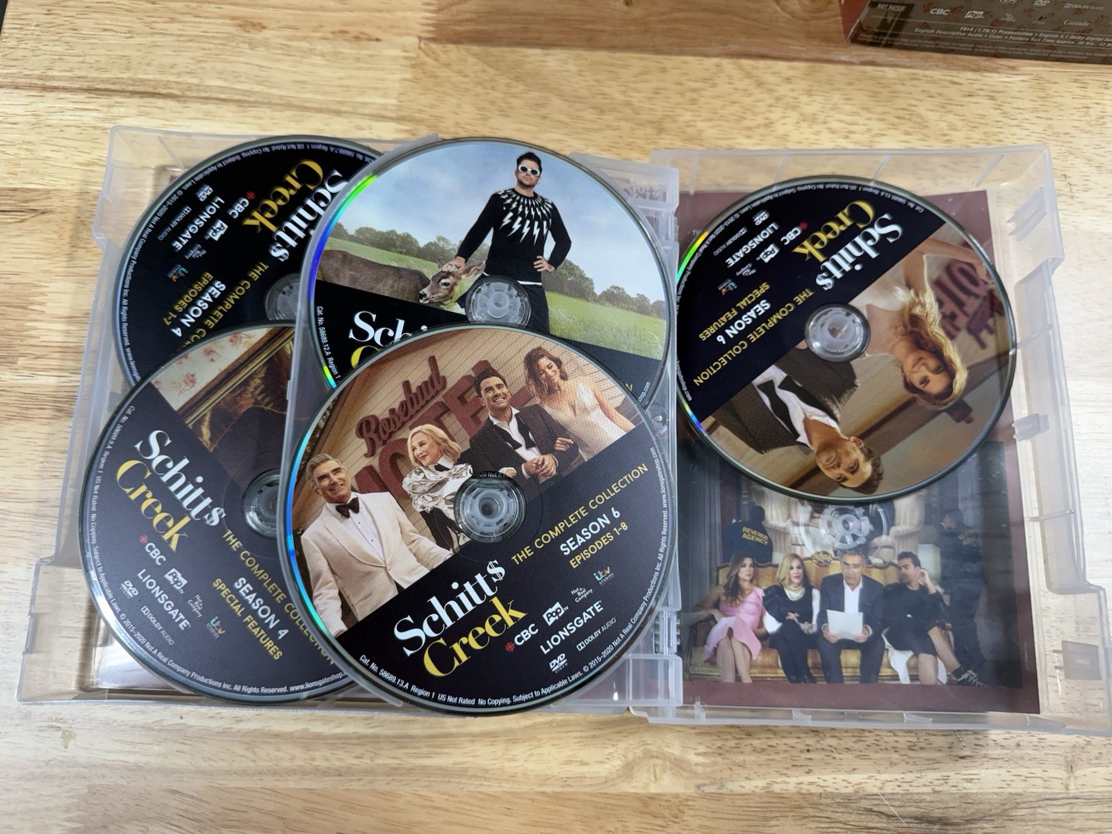 Schitt’s Creek: The Complete Series Collection DVD Catherine O’Hara Box Set