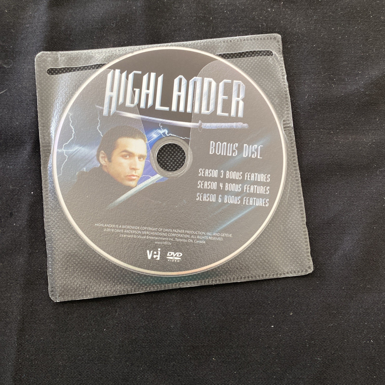 Highlander: The Complete Series All 6 Seasons 119 Episodes Bonus Features