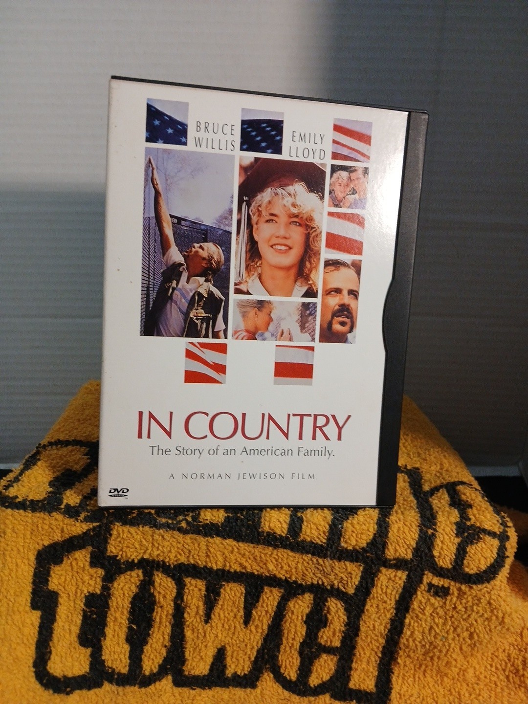 In Country (DVD 120 Min 1999) Emily Lloyd Bruce Willis Vietnam Stirring…