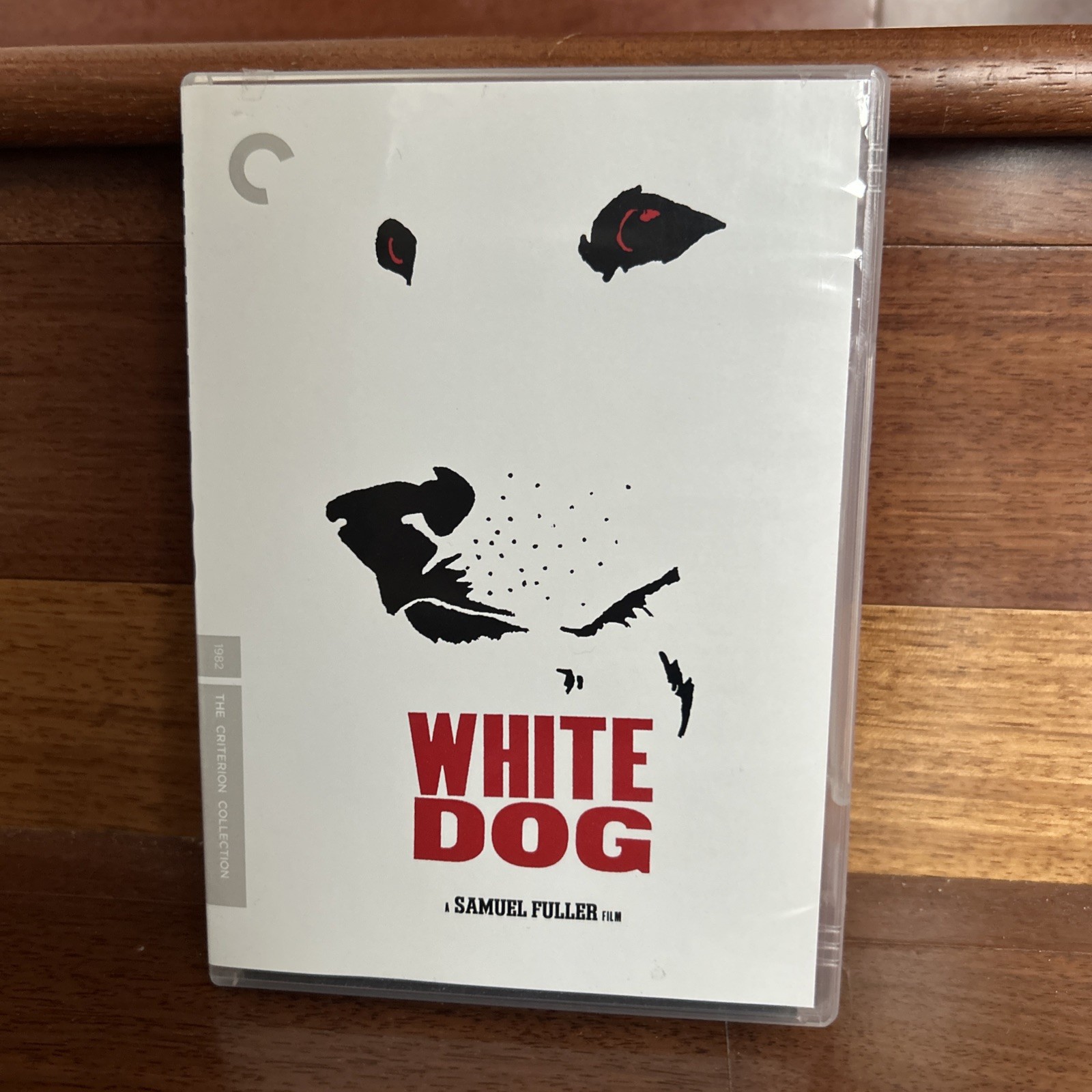 White Dog (1982) Criterion Collection (DVD, 2008) Samuel Fuller Film w/ Booklet