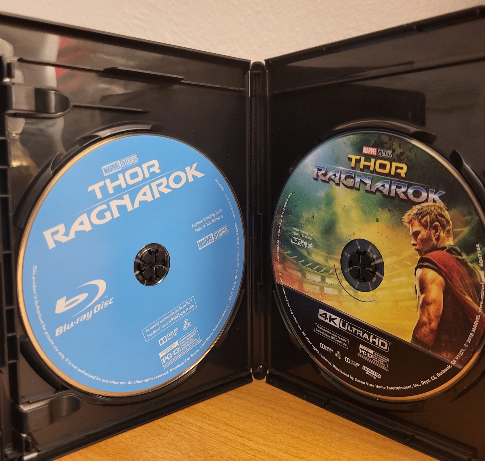 Thor: Ragnarok (2017) 4K UHD + Blu-ray, with Slipcover…No DC.