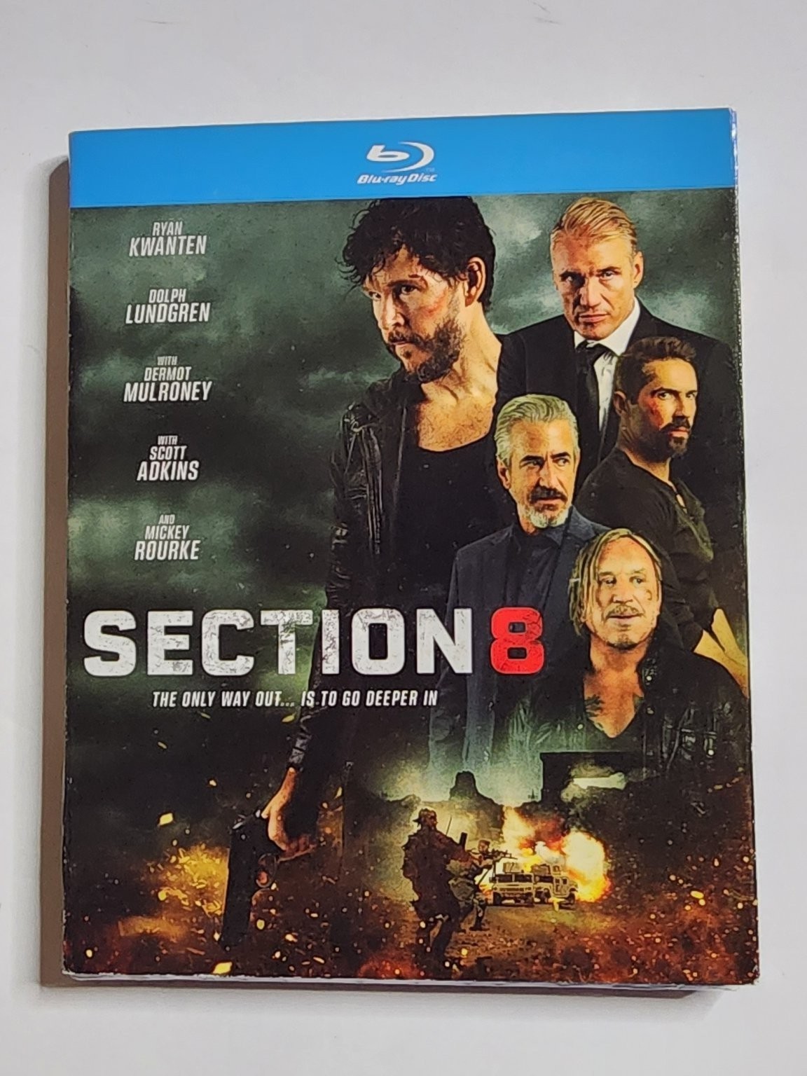 Section 8 Blu-ray 2022 Ryan Kwanten, Dolph Lundgren, Mickey Rourke Action