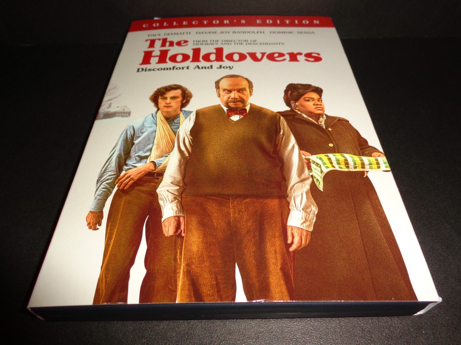 THE HOLDOVERS-Unpopular teacher Paul Giamatti babysits students over Xmas–DVD