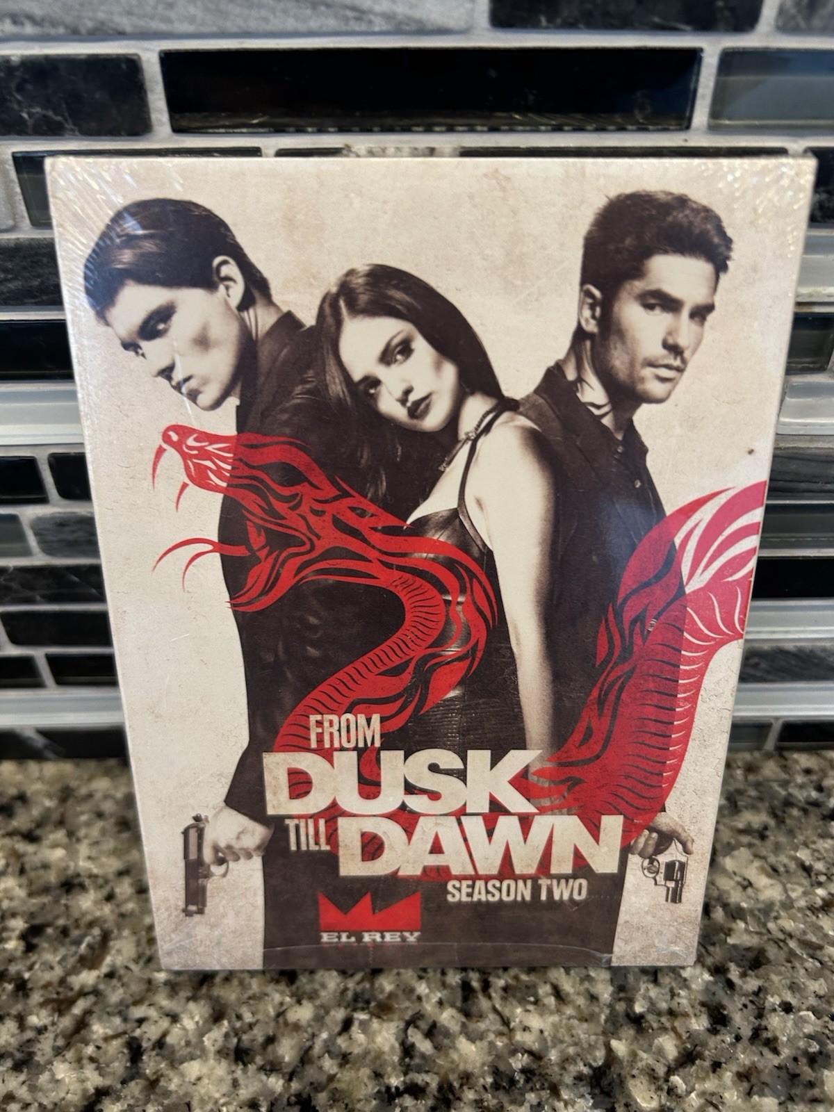 From Dusk Till Dawn: The Series – Season 2 (DVD, 3-Disc Set) ***NEW & SEALED***