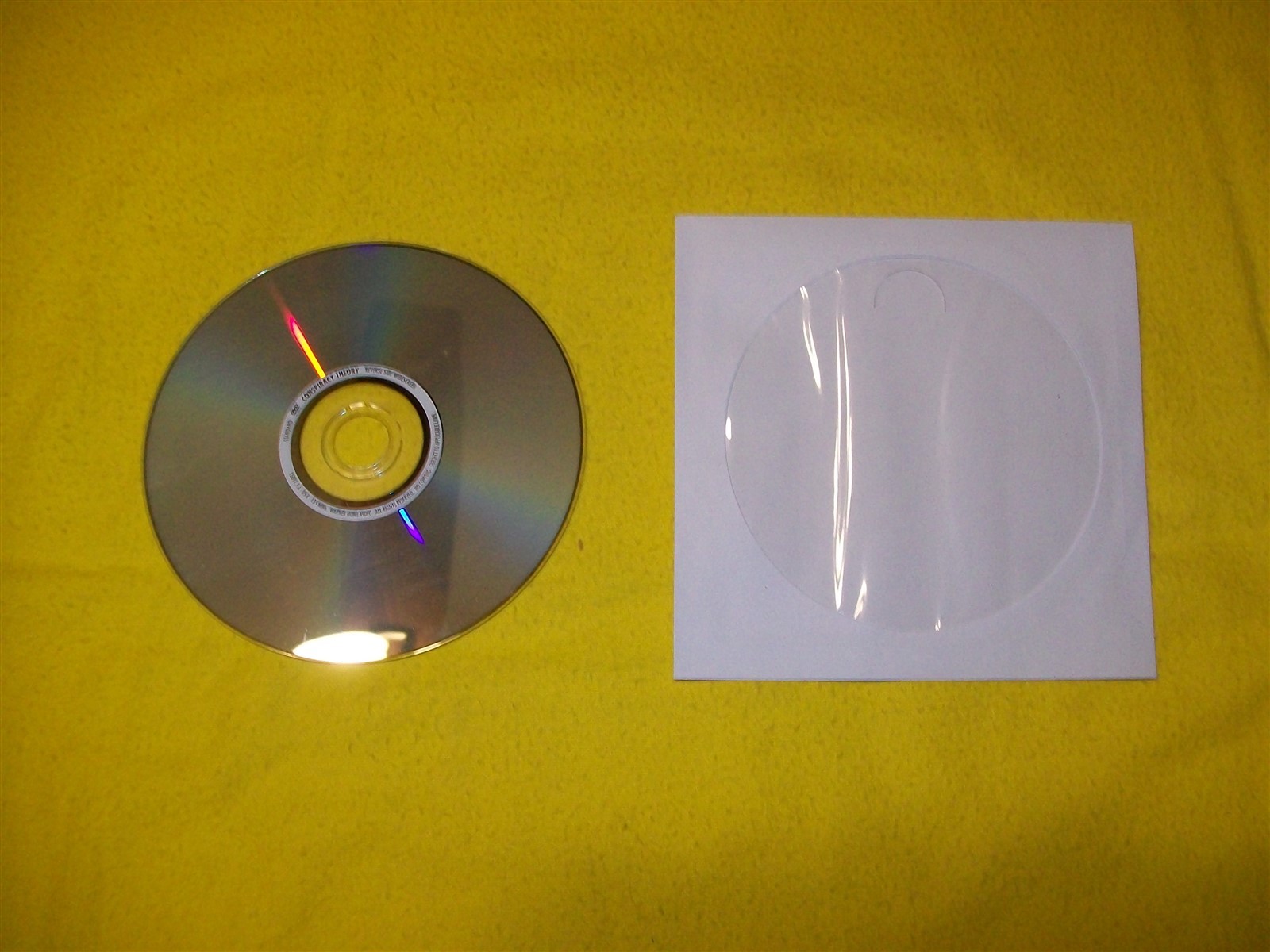 CONSPIRACY THEORY DVD DISC ONLY NO CASE IS INCLUDED MEL GIBSON JULIA ROBERTS