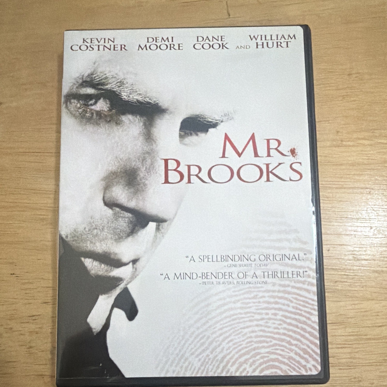Mr. Brooks DVD Widescreen Commentary Deleted Scenes Costner Moore R 120 Min