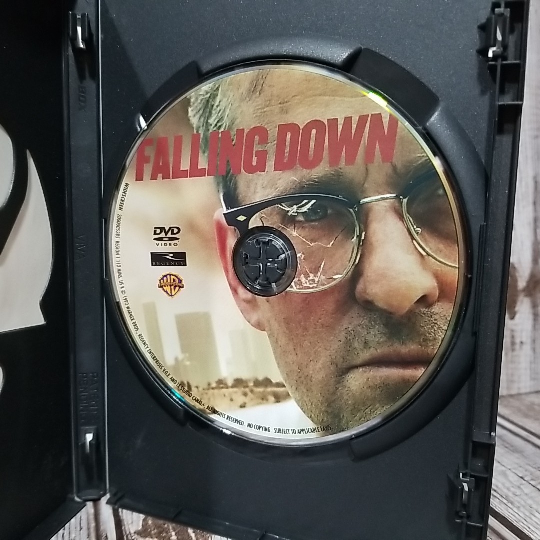 Falling Down (DVD, 1992) Deluxe Edition Michael Douglas Joel Schumacher Rated R