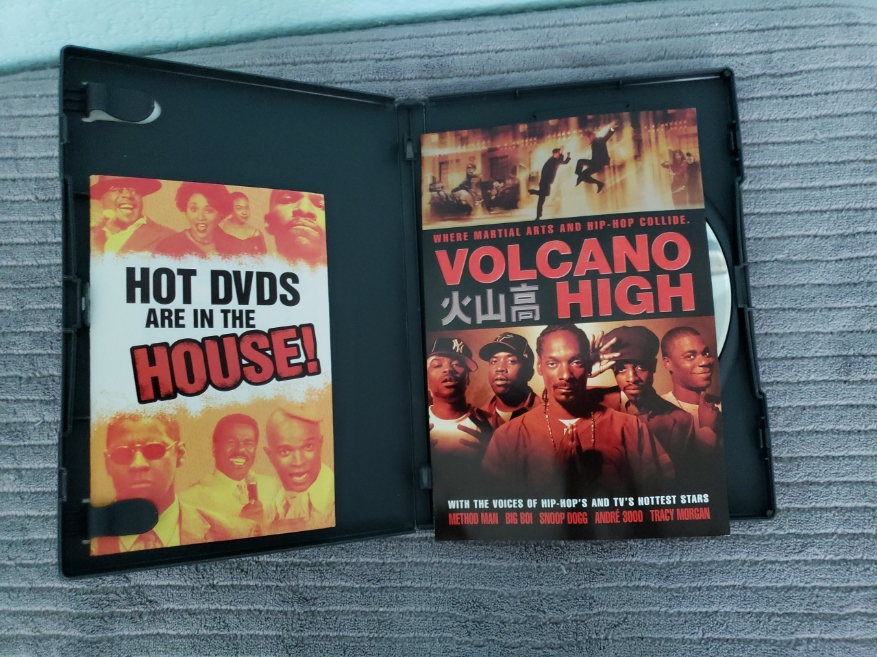Volcano High (DVD, 2001) w/ Inserts Disc Excellent Cond.